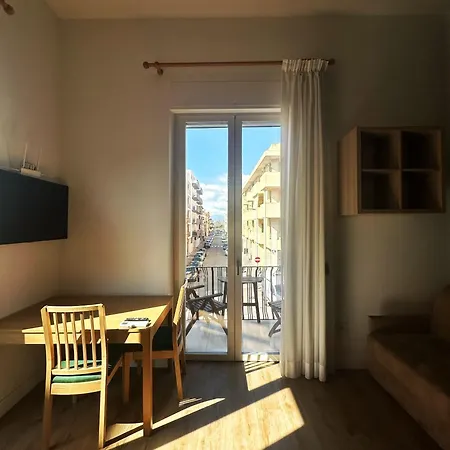 Domus Avendrace Bed & Breakfast 3*