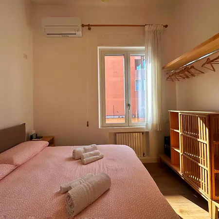 Alojamento de Acomodação e Pequeno-almoço Domus Avendrace Cagliari